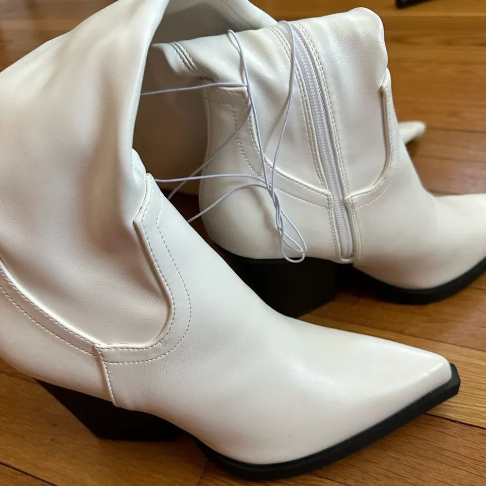 Forever 21 size 6 over the knee white boots